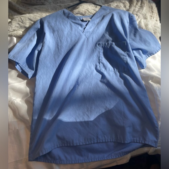 Unisex Short Sleeve V Neck Scrub Top with Pocket Periwinkle / Light Blue - Small - Picture 10 of 12